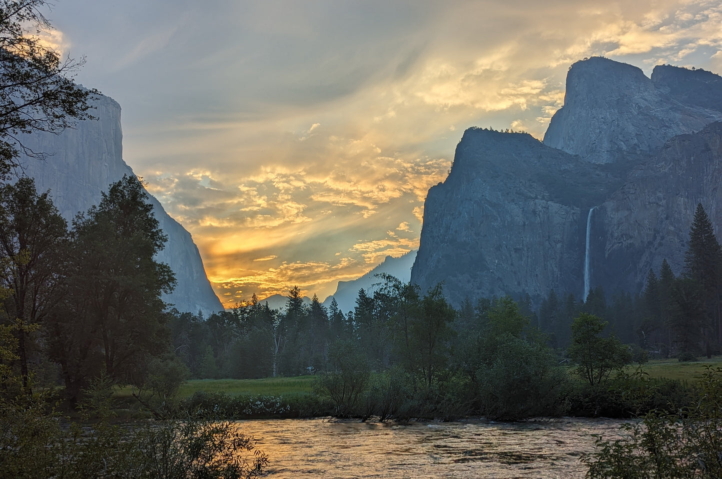 Tunnel View Valley at Sunset - Yosemite NP